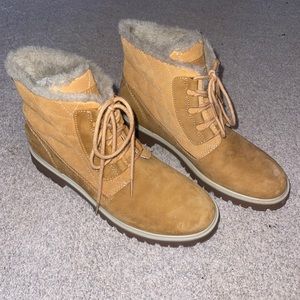 Helly Hansen Women’s Snow Winter Boot Camel